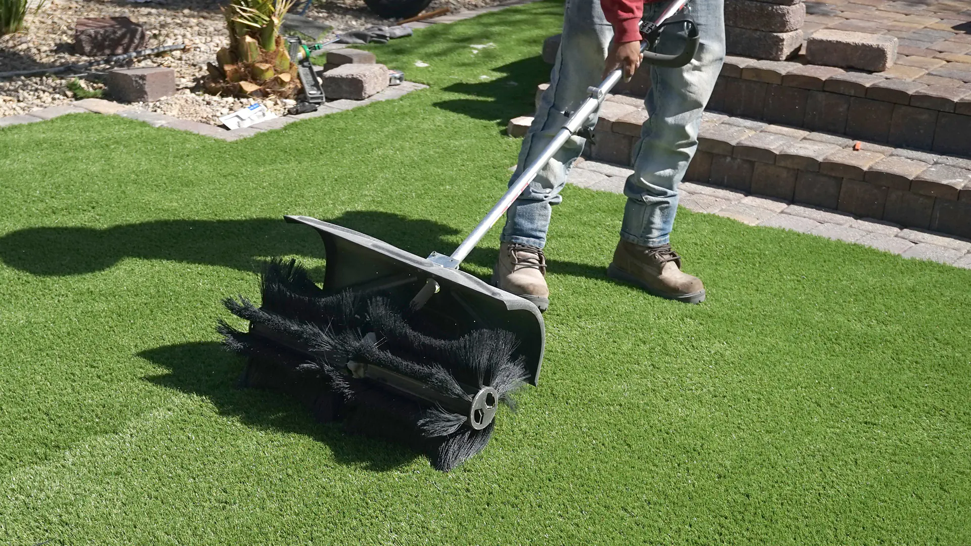 How to Clean Synthetic Grass