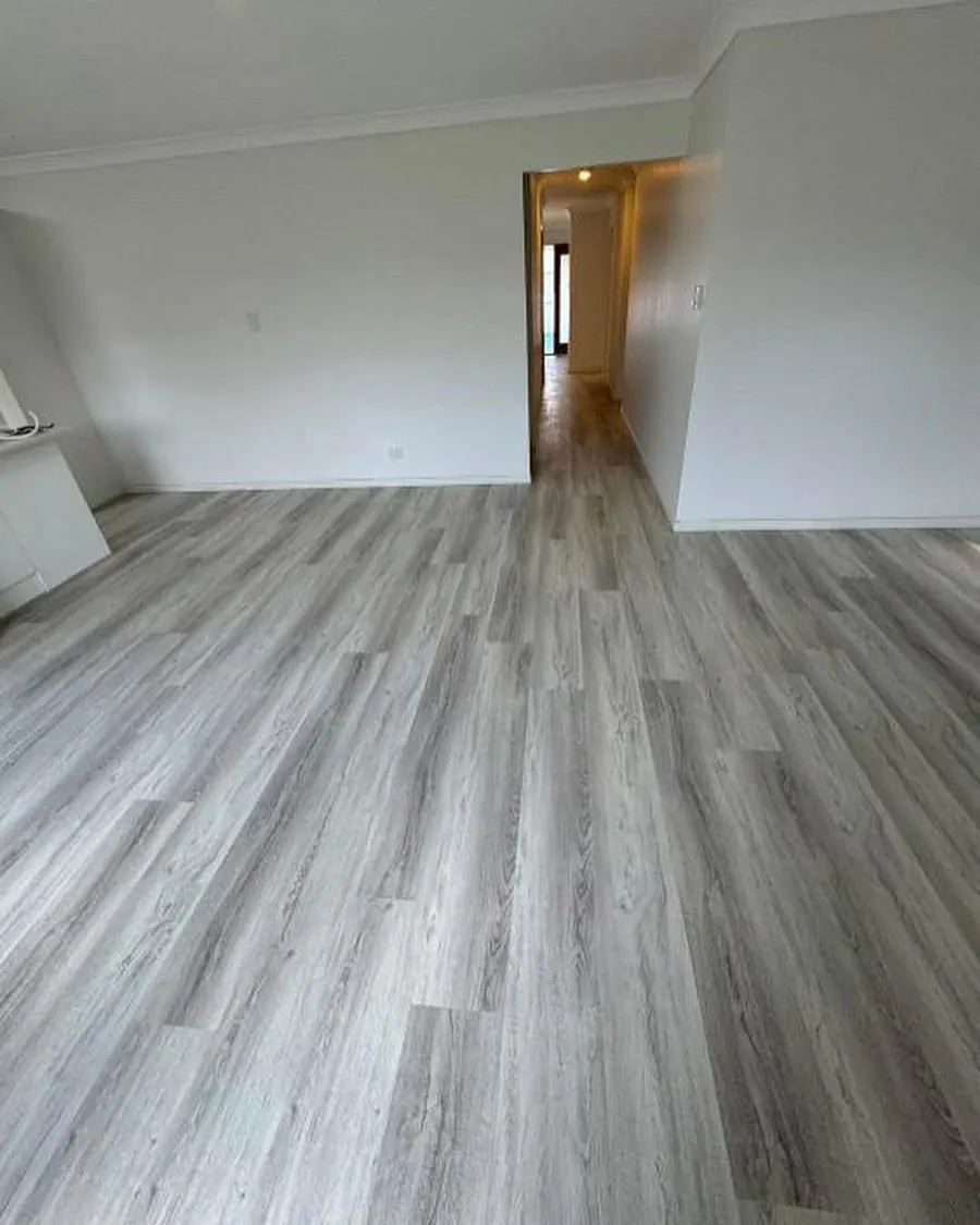 Laminate vs Hybrid Flooring