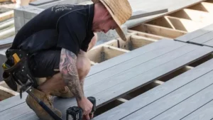 How to Choose the Right Composite Decking Installer